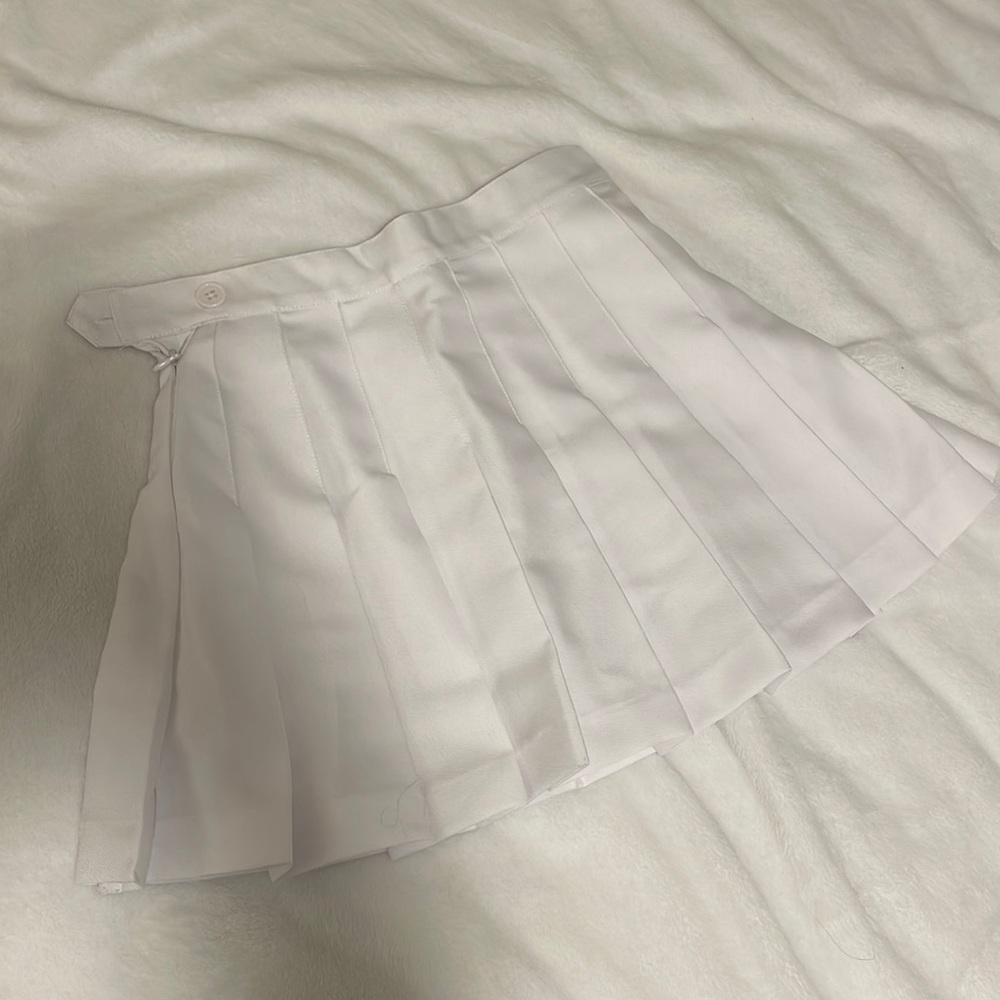 COPY - american apparel mini tennis skirt